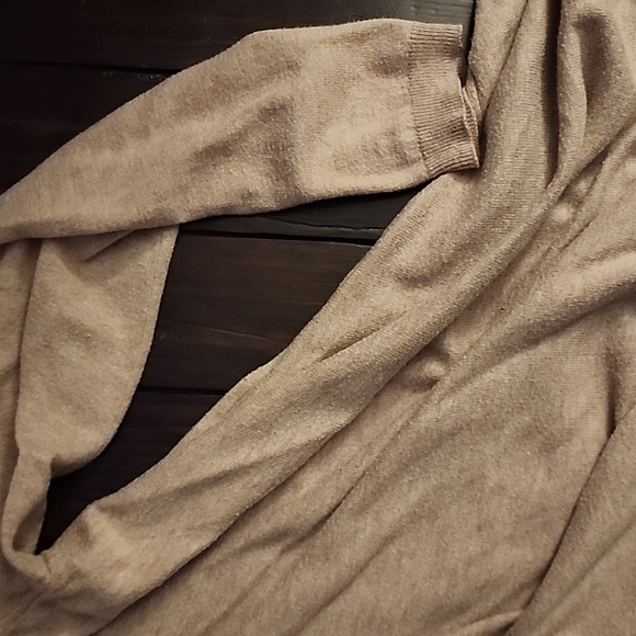 nursing / Maternity sweater - Picture 4 of 4